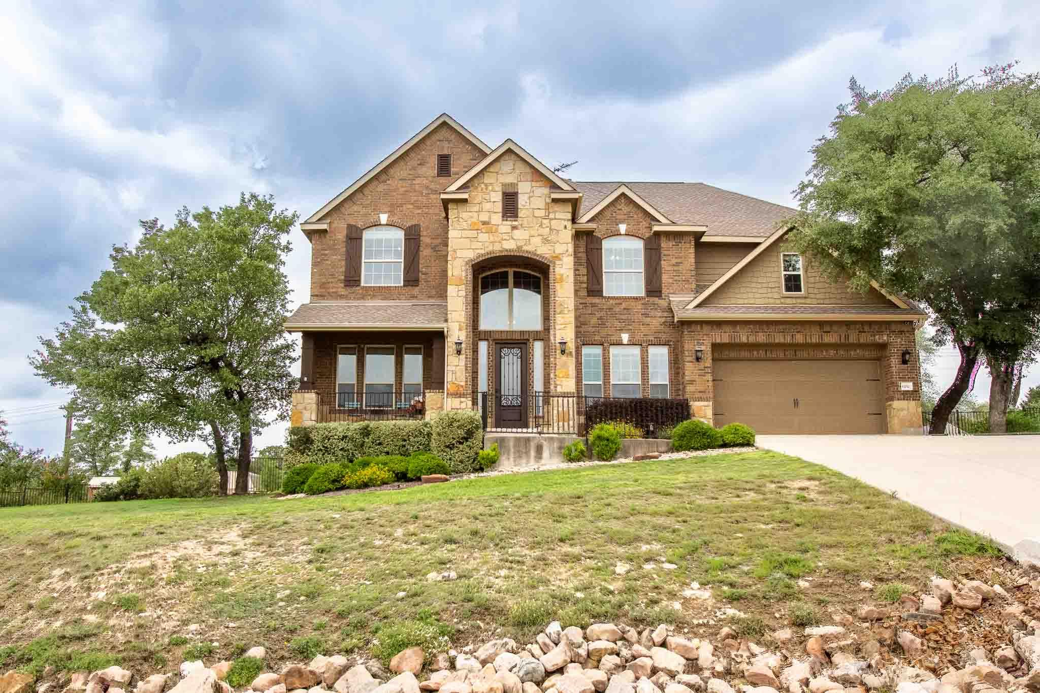 4512 Diamante DR