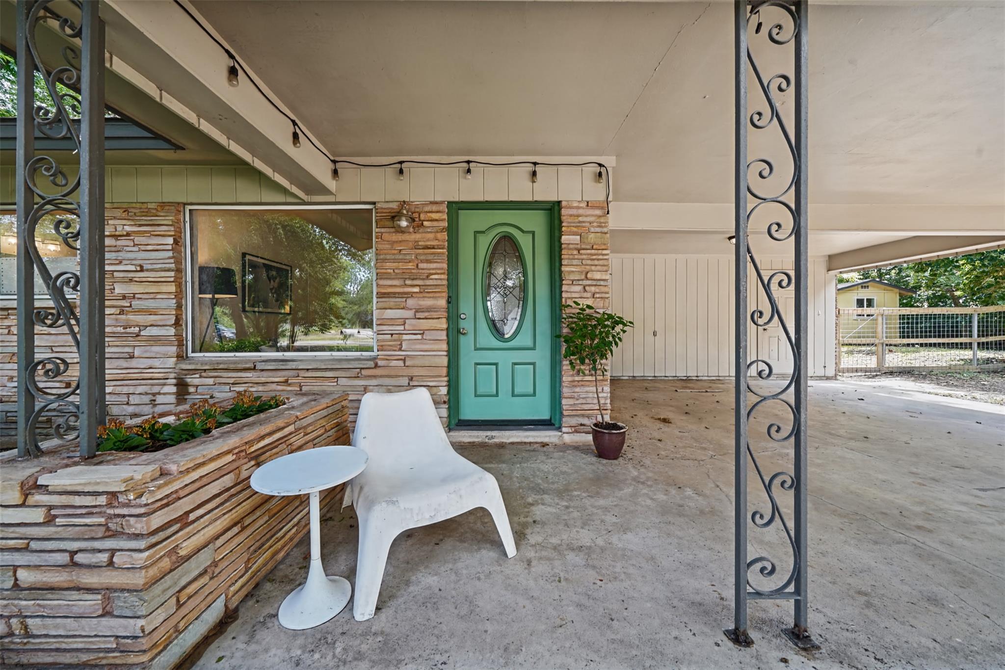 3309 Bosque LN