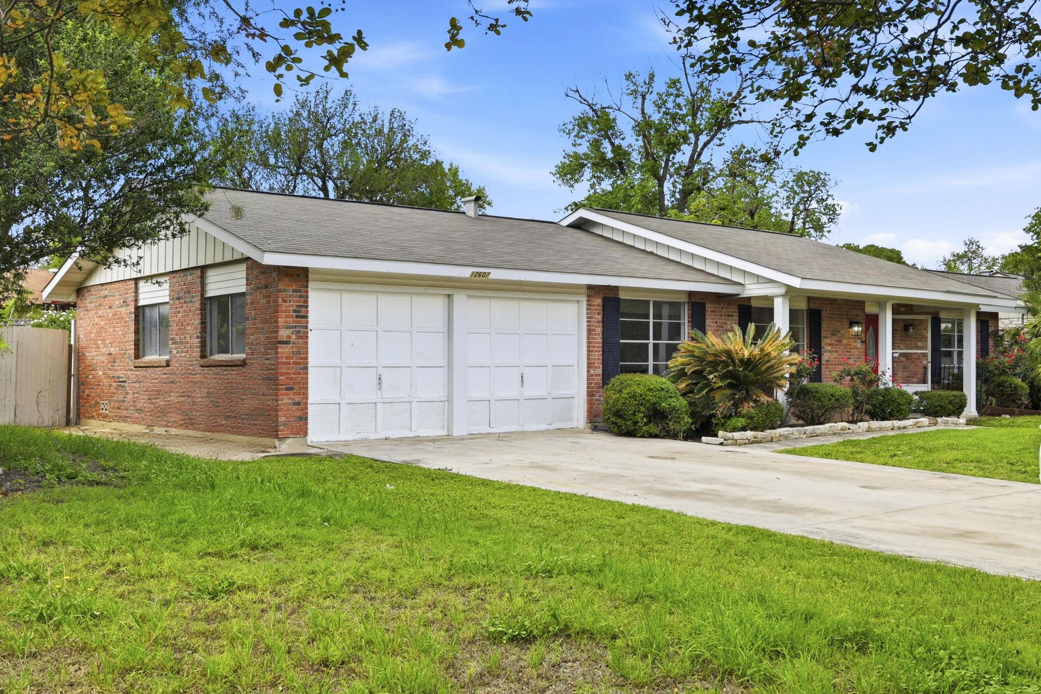 12607 La Plata ST
