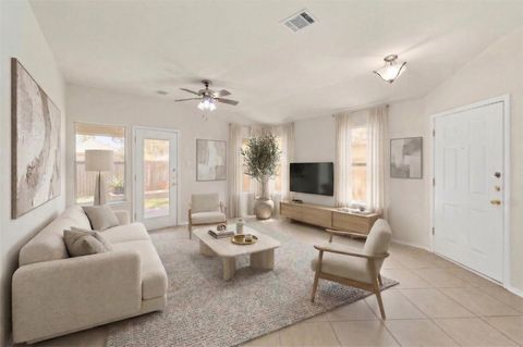 8805 Francia TRL Austin TX 78748