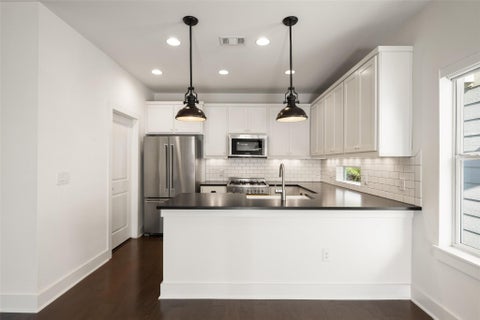 Tiny photo for 1008 Muse LN, Austin, TX 78702 (MLS # 7653595)