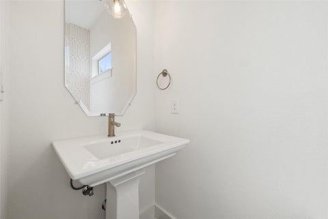 Tiny photo for 1008 Muse LN, Austin, TX 78702 (MLS # 7653595)