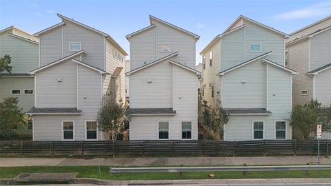 Tiny photo for 1008 Muse LN, Austin, TX 78702 (MLS # 7653595)