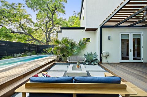 Photo of 2609 Francisco ST, Austin, TX 78702 (MLS # 3516805)