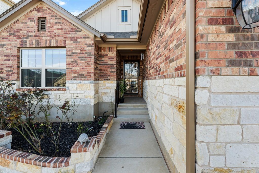 Photo of 1316 Texas Ash LN, Georgetown, TX 78628 (MLS # 1489841)
