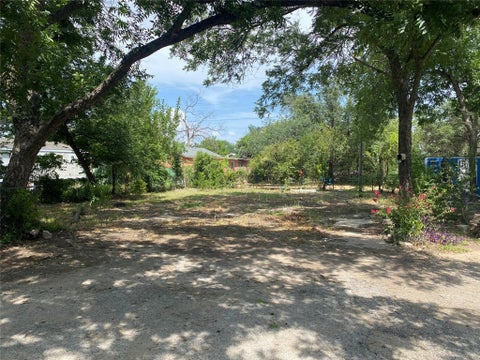 Photo of 401 Chaparral RD #Lot B, Austin, TX 78745 (MLS # 1055054)