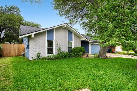 Photo of 5107 Suburban DR, Austin, TX 78745 (MLS # 9984917)