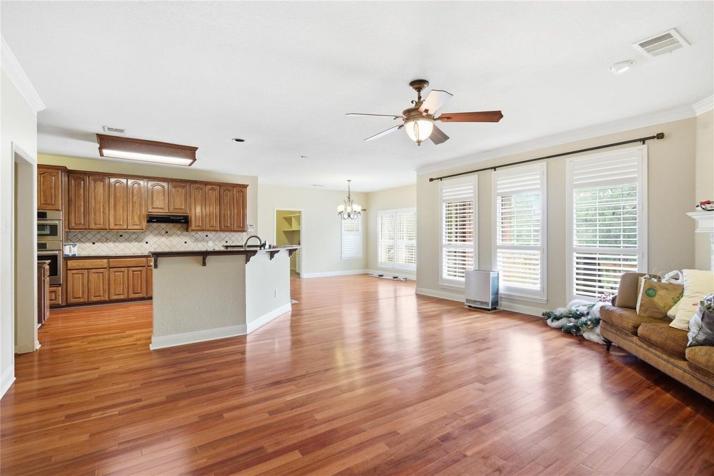 Photo of 6008 Tributary Ridge CT, Austin, TX 78759 (MLS # 4073628)