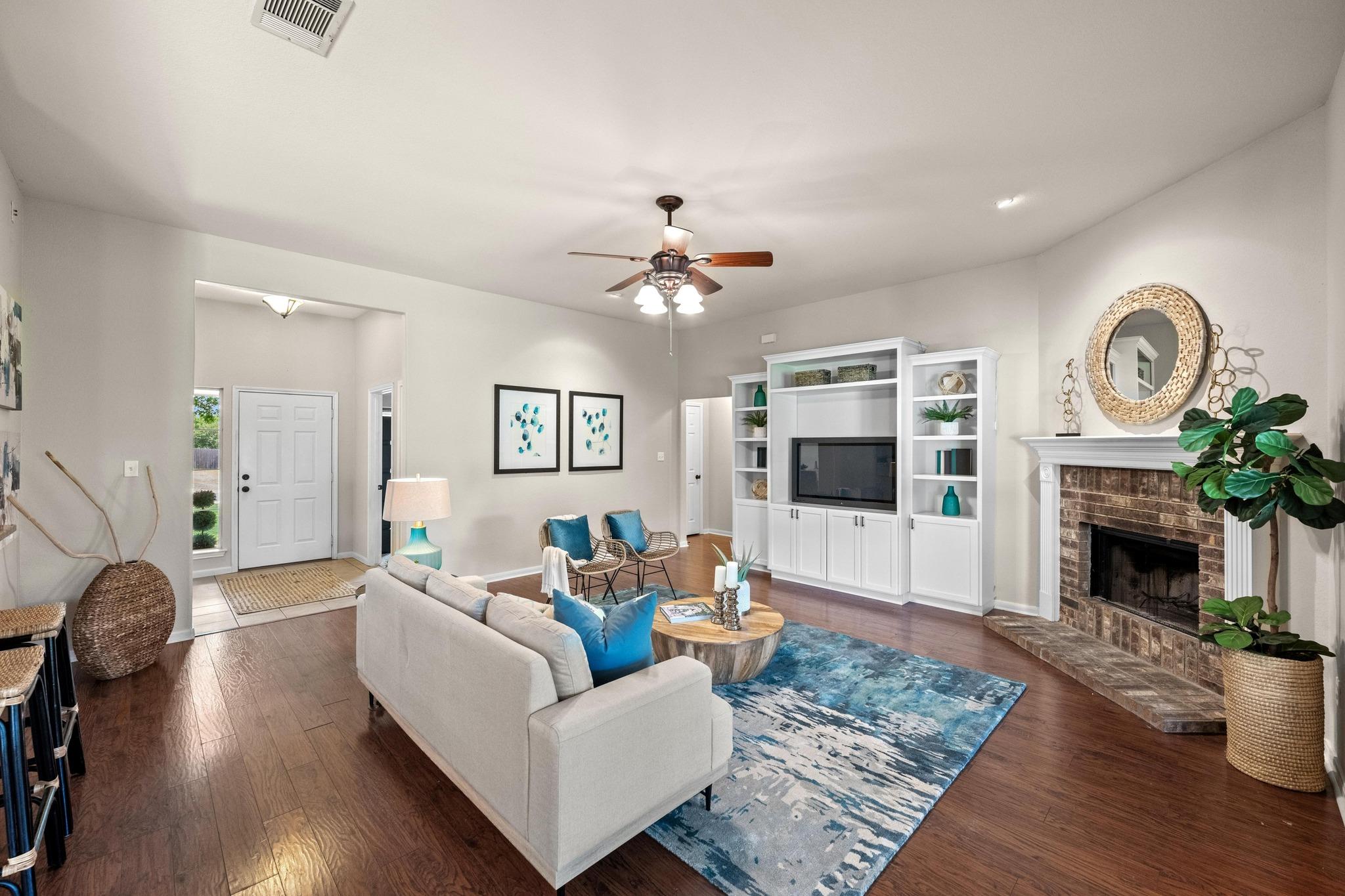 106 Guadalupe DR