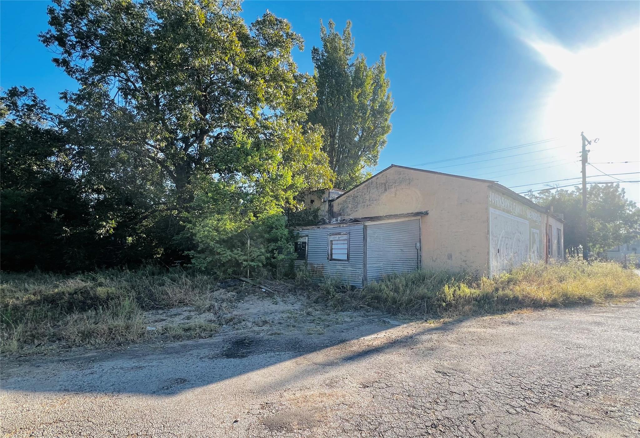 320 S College Ave