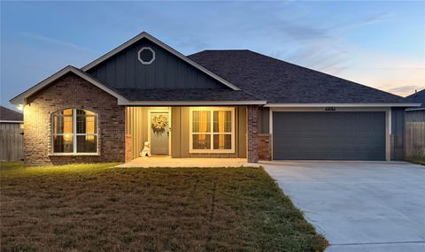 1047 Fieldstone DR Lampasas TX 76550