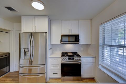 Tiny photo for 5005 Acorn Grove CT, Austin, TX 78744 (MLS # 2637566)