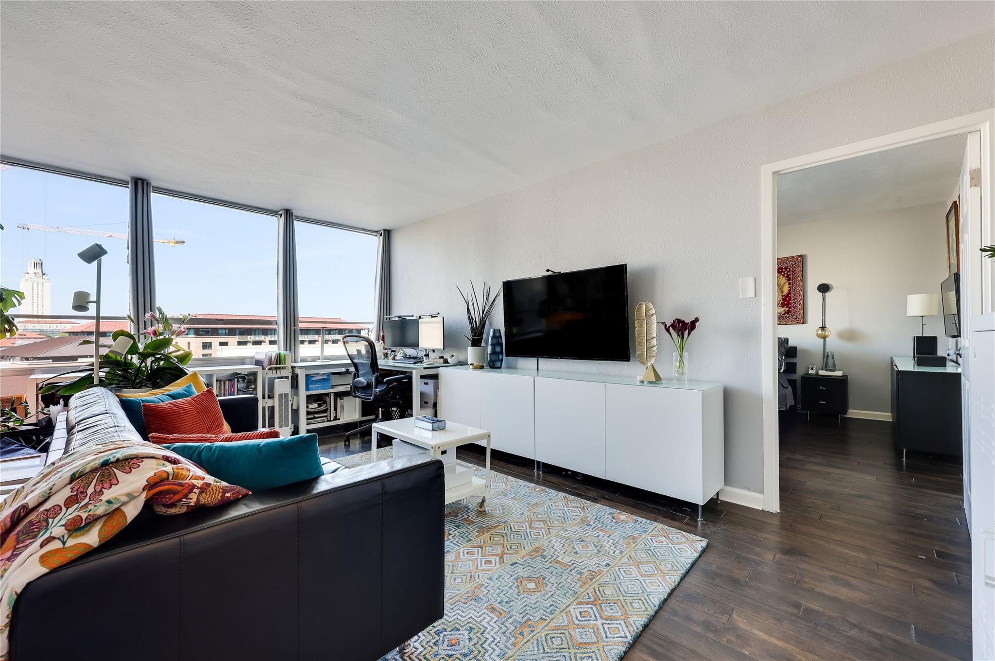 1800 Lavaca ST A-711