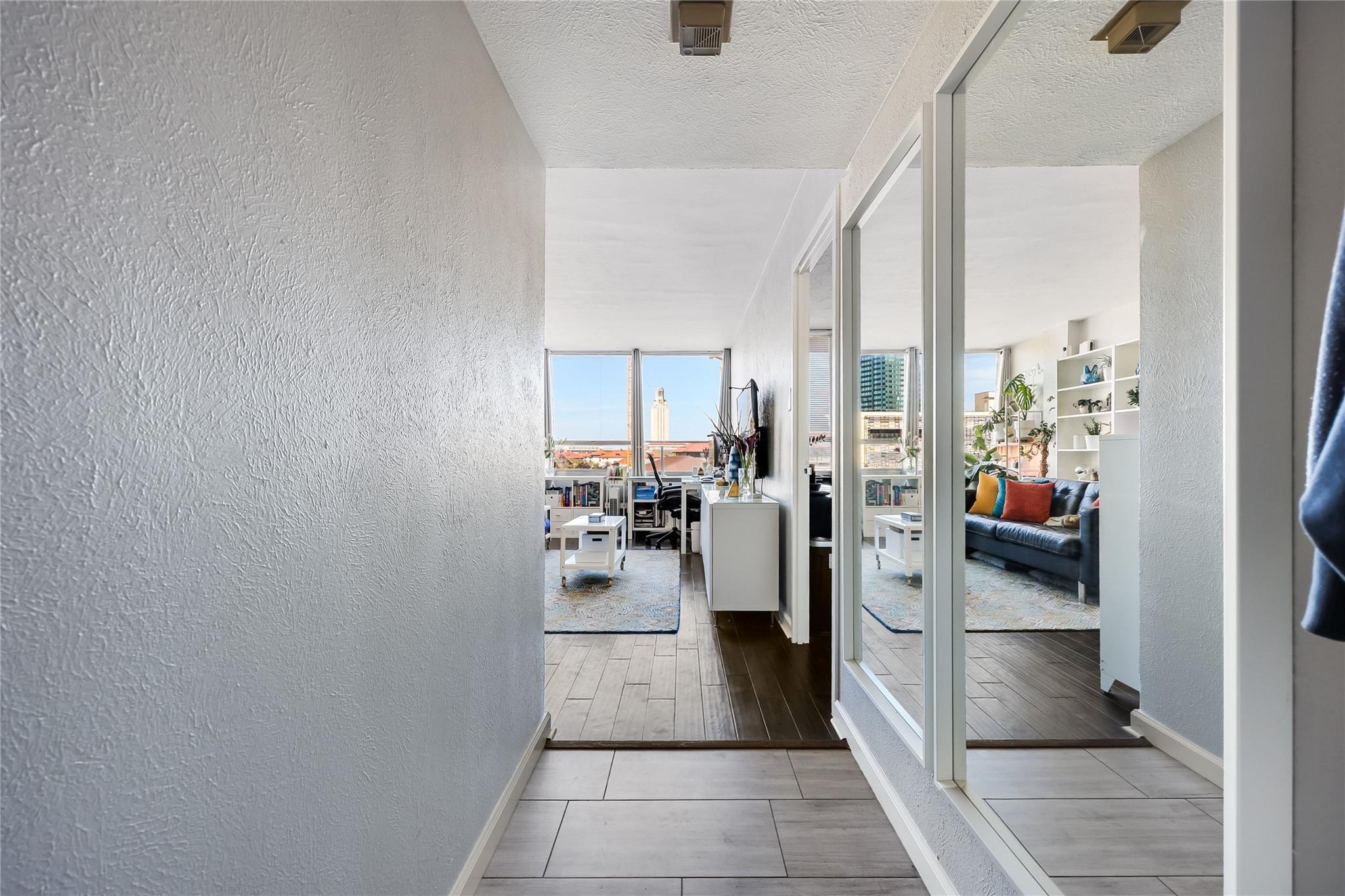 1800 Lavaca ST A-711