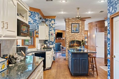 Tiny photo for 12 Hedge LN, Austin, TX 78746 (MLS # 7685718)