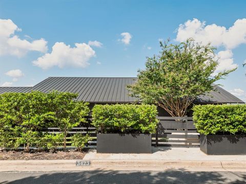 Tiny photo for 3423 Monte Vista DR, Austin, TX 78731 (MLS # 9383684)