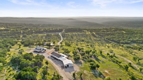 830 Ulrich RD Johnson City TX 78636