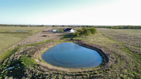 16120 Audrey LN Holland TX 76534