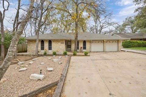 1815 Parkside LN Austin TX 78745