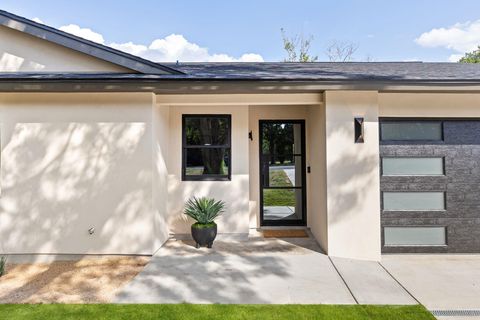 Tiny photo for 8115 Seminary Ridge DR, Austin, TX 78745 (MLS # 7252175)