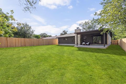 Tiny photo for 8115 Seminary Ridge DR, Austin, TX 78745 (MLS # 7252175)