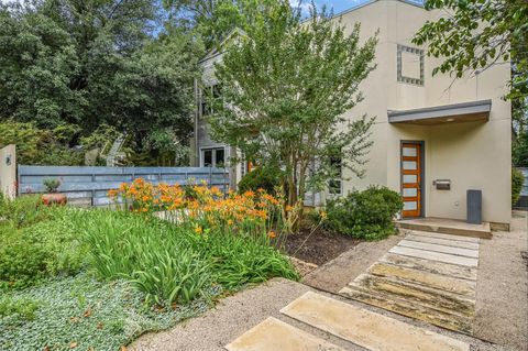 2822 Wooldridge DR B Austin TX 78703