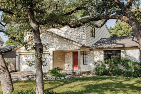 Photo of 7806 Beauregard CIR, Austin, TX 78745 (MLS # 4881026)