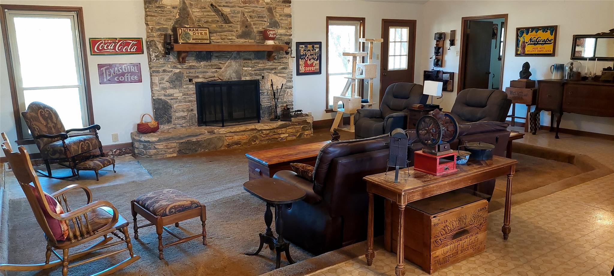 1508 Oakwood LOOP