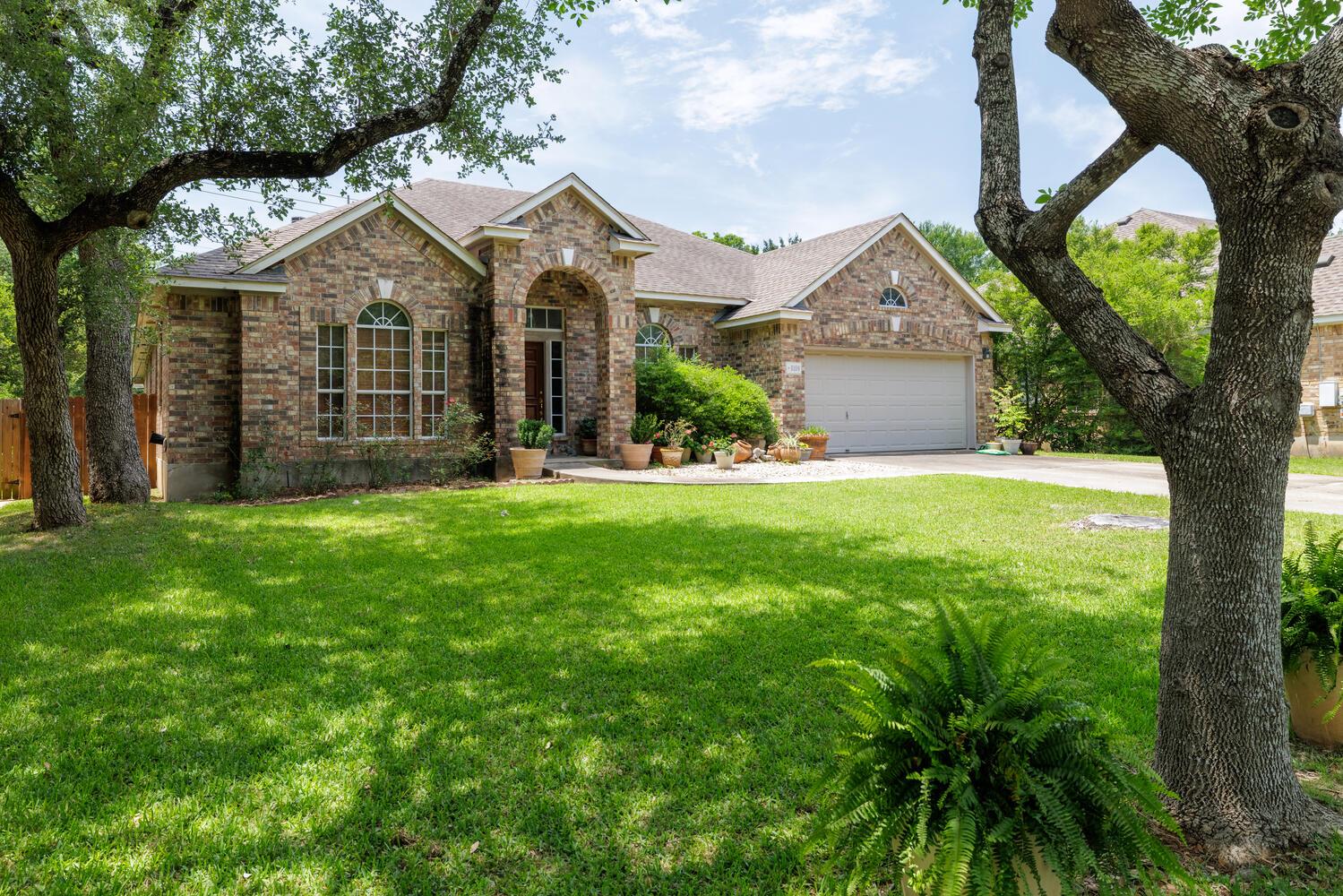 5109 McDade DR