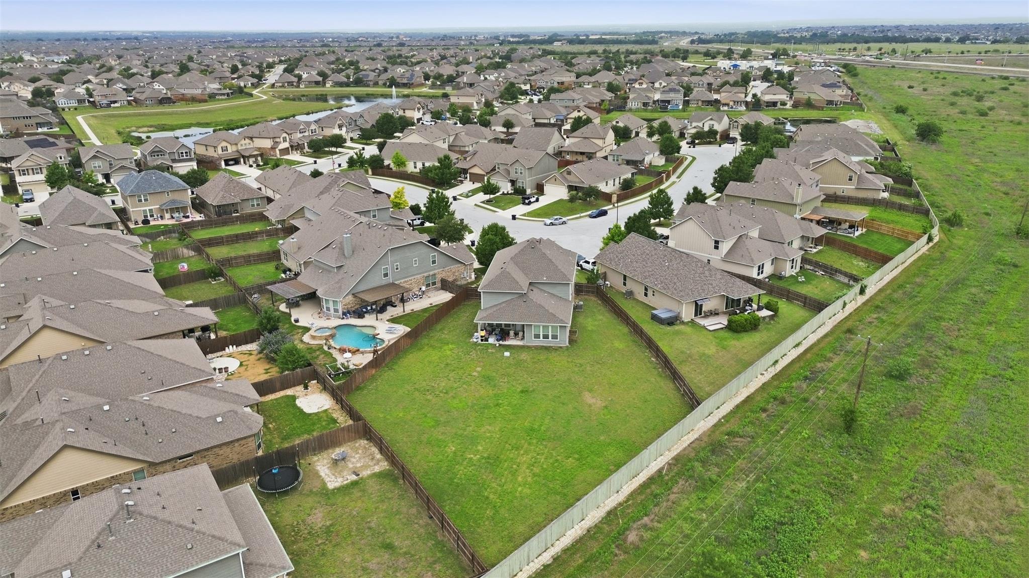 165 Carlina LOOP