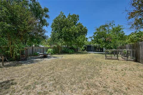 Tiny photo for 8415 Bowling Green DR, Austin, TX 78757 (MLS # 3122895)