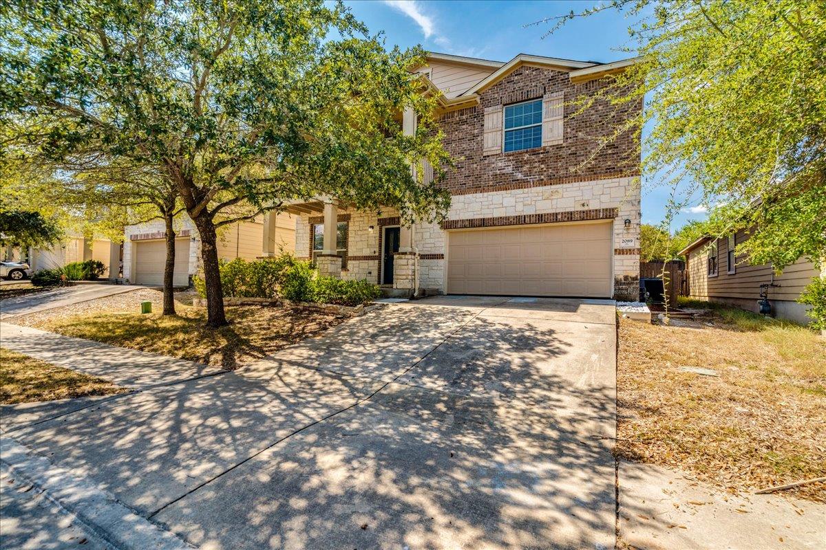 2089 Livonia DR