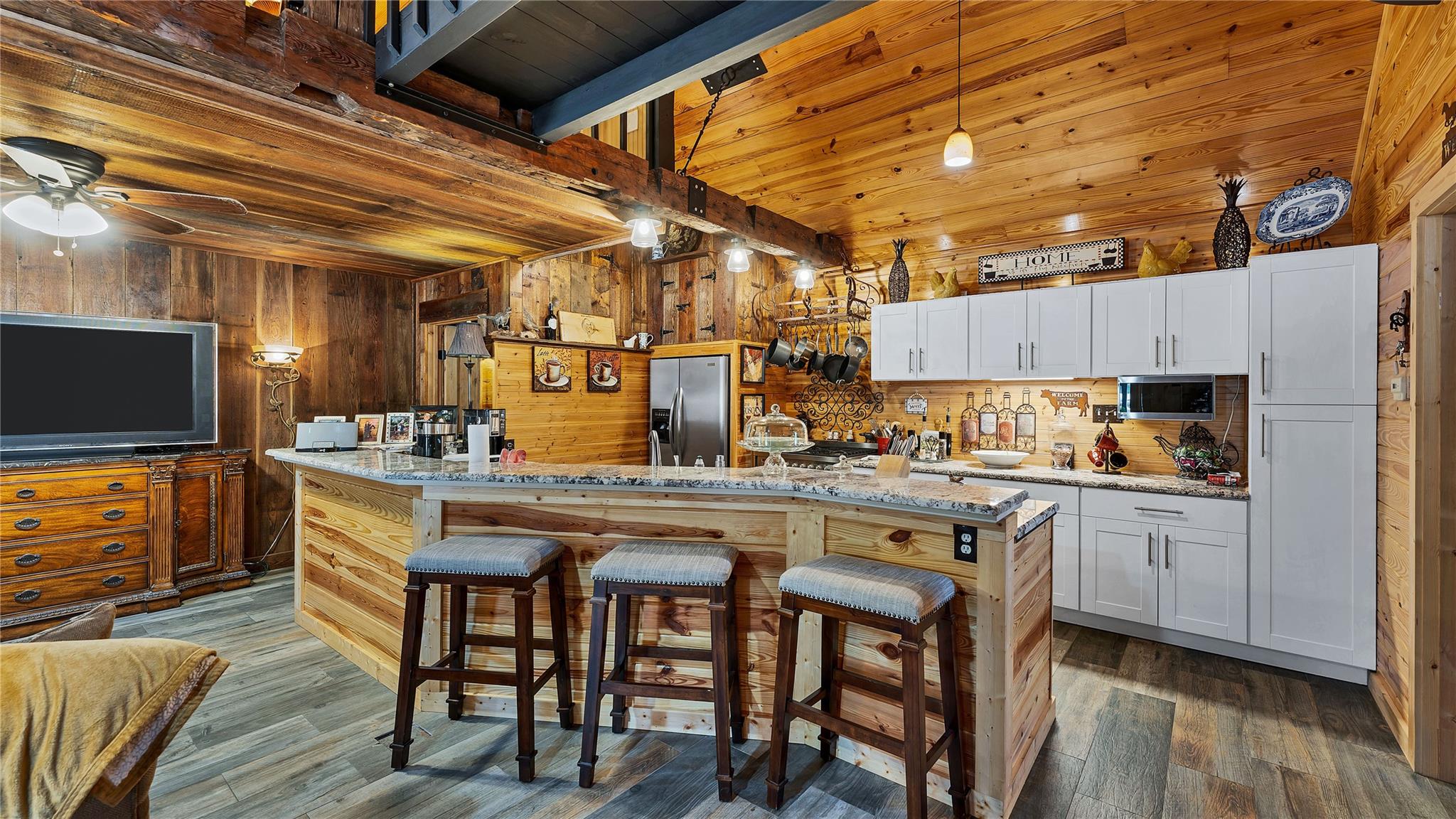 6434 Ranch Road 3232