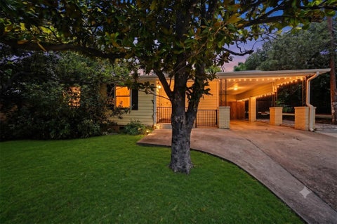 Photo of 3406 E Martin Luther King Jr BLVD, Austin, TX 78721 (MLS # 3080906)