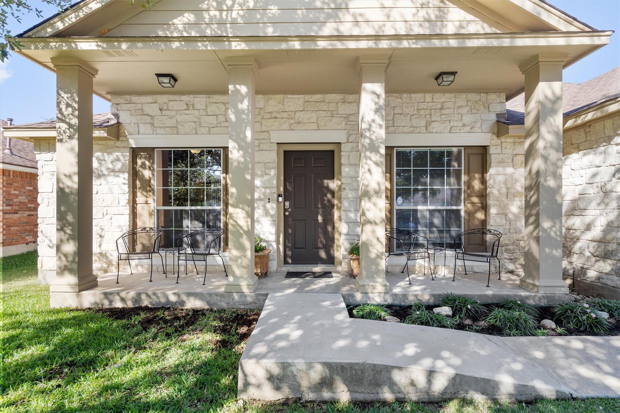 2228 Pearson WAY
