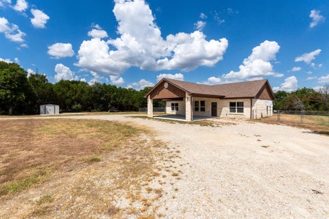 Photo of 534 County Road 3081, Lampasas, TX 76550 (MLS # 9223393)