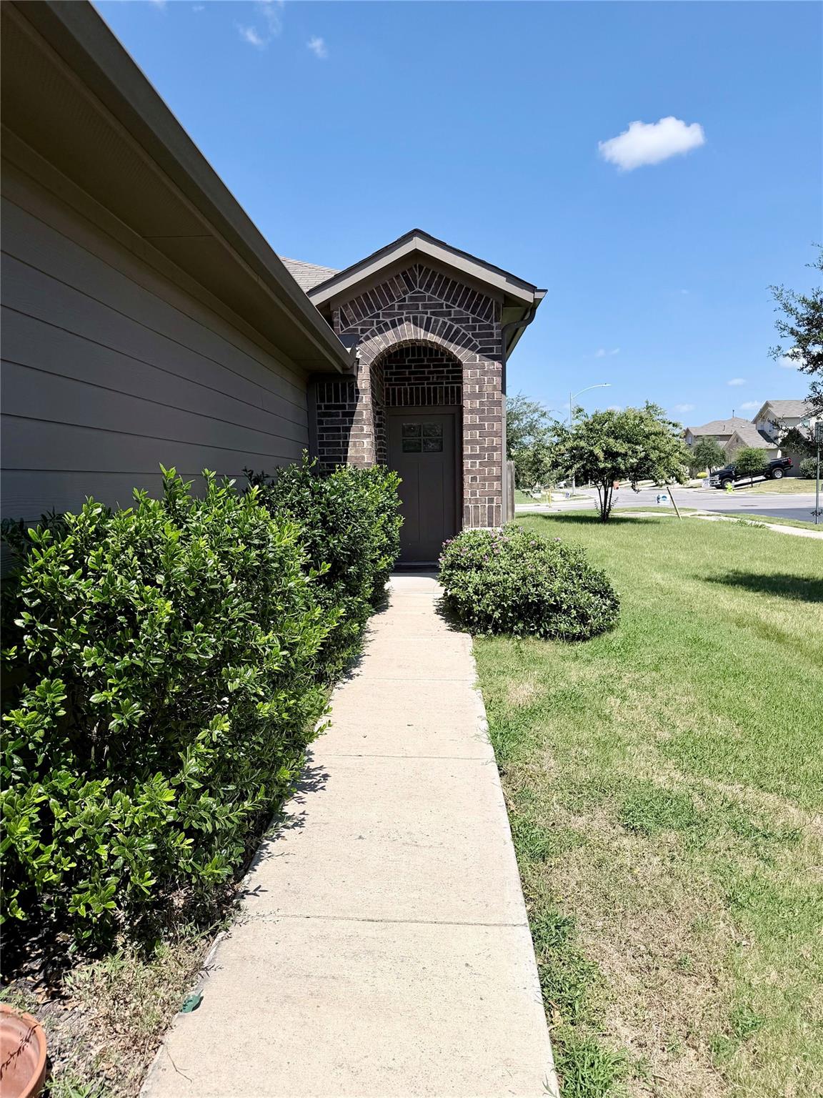 13940 Heywood DR