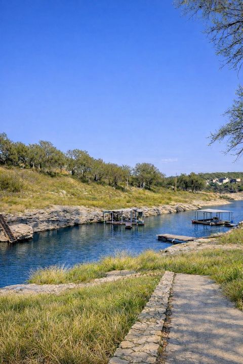 Photo of 2609 Oak Ridge DR, Spicewood, TX 78669 (MLS # 5611493)