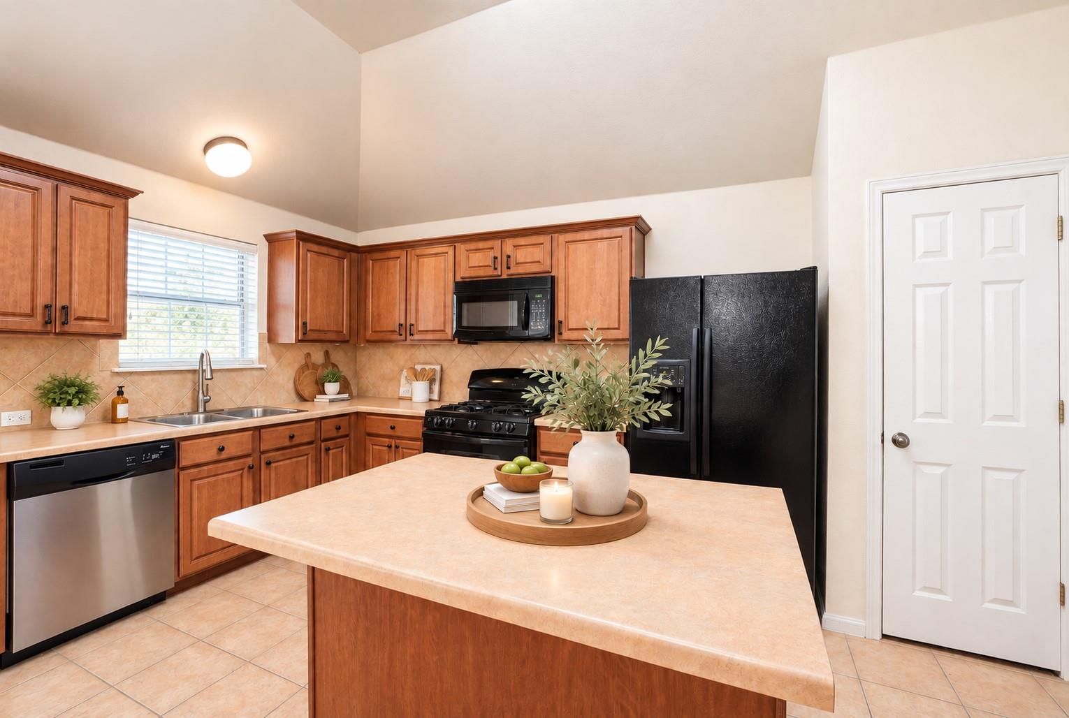 368 AMBER ASH DR