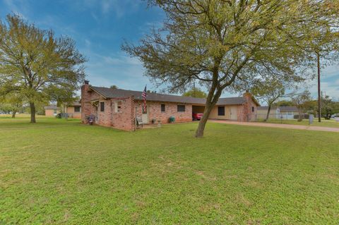 2404 Cottonwood DR A/B Georgetown TX 78628