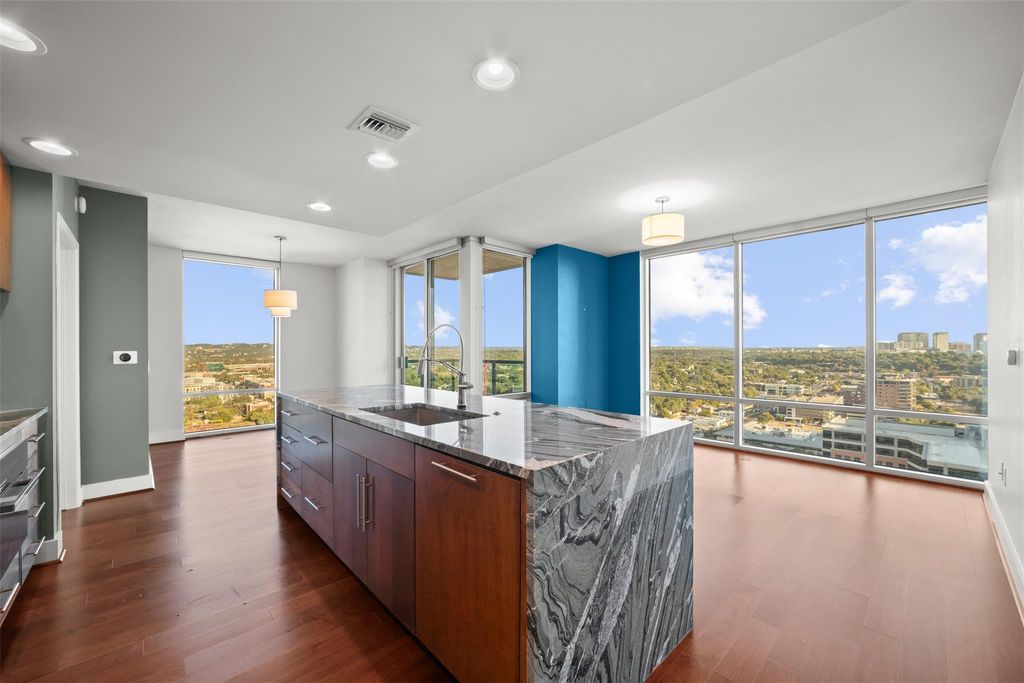 Photo for 300 Bowie ST #2405, Austin, TX 78703 (MLS # 5645705)