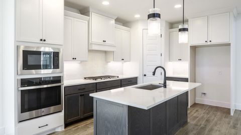 Tiny photo for 7003 Stitzel Weller DR, Austin, TX 78744 (MLS # 8641187)