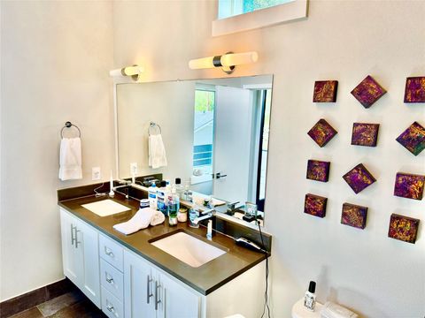Tiny photo for 1303 Harriet CT #B, Austin, TX 78756 (MLS # 6154569)