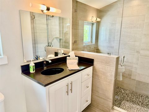 Tiny photo for 1303 Harriet CT #B, Austin, TX 78756 (MLS # 6154569)