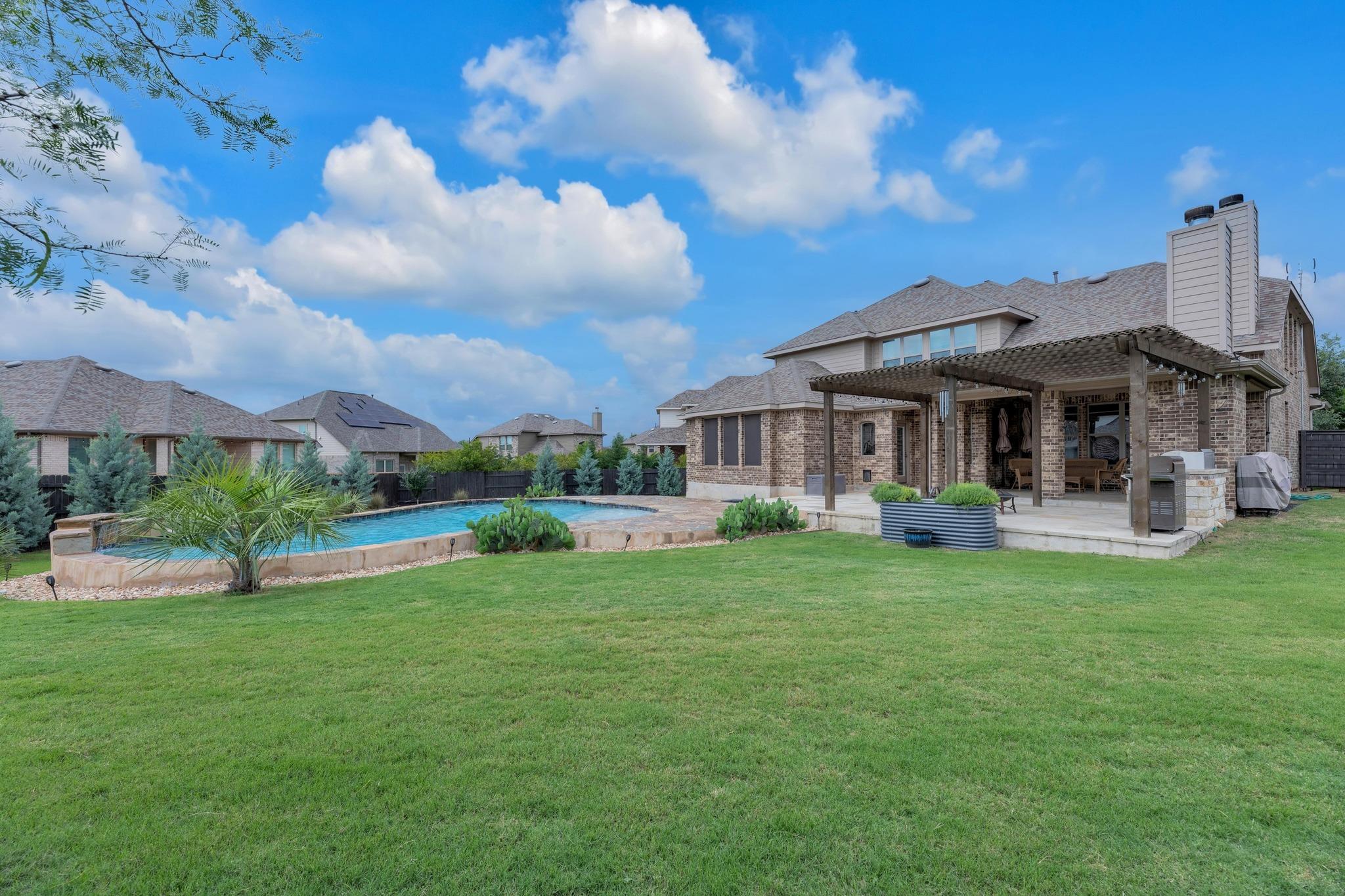 3320 Magellan CT