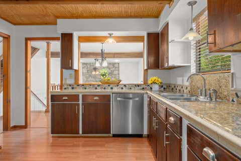 Tiny photo for 400 N Laurelwood DR, Austin, TX 78733 (MLS # 2164216)