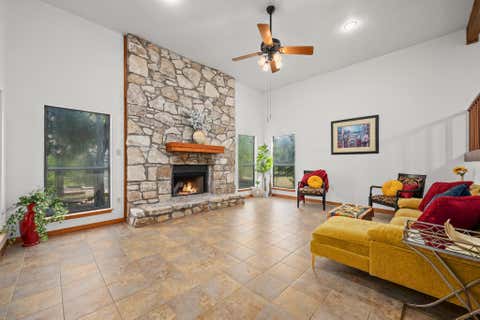 Tiny photo for 400 N Laurelwood DR, Austin, TX 78733 (MLS # 2164216)