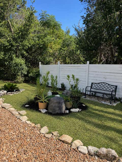 Tiny photo for 400 N Laurelwood DR, Austin, TX 78733 (MLS # 2164216)