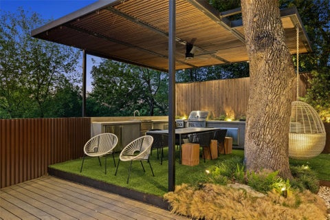 Tiny photo for 2108 Matthews DR, Austin, TX 78703 (MLS # 6656672)