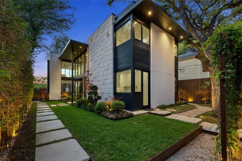 Tiny photo for 2108 Matthews DR, Austin, TX 78703 (MLS # 6656672)